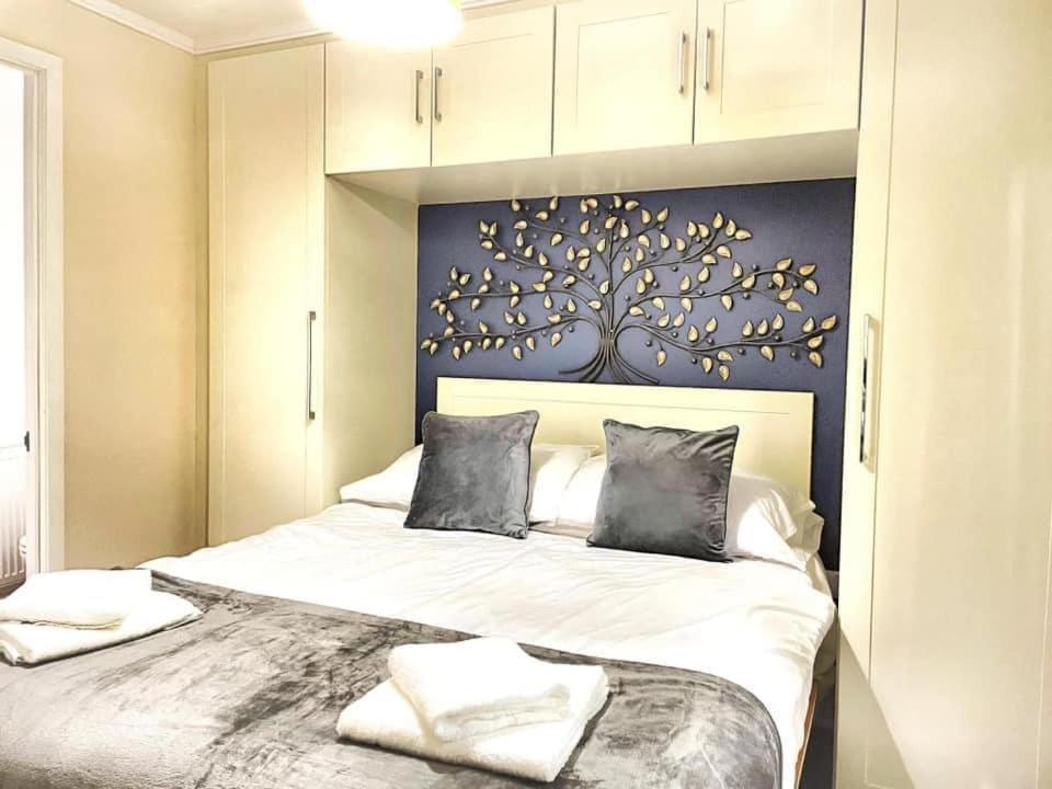 Woodland View -Hot Tub-Tenby-Carmarthen-St Clears Ngoại thất bức ảnh