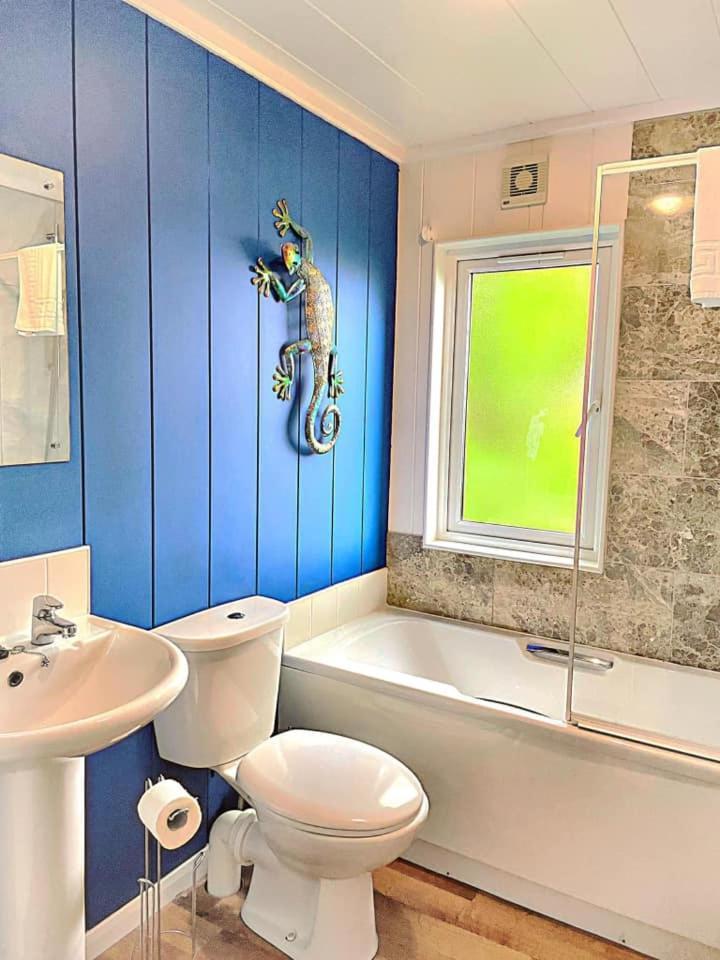 Woodland View -Hot Tub-Tenby-Carmarthen-St Clears Ngoại thất bức ảnh